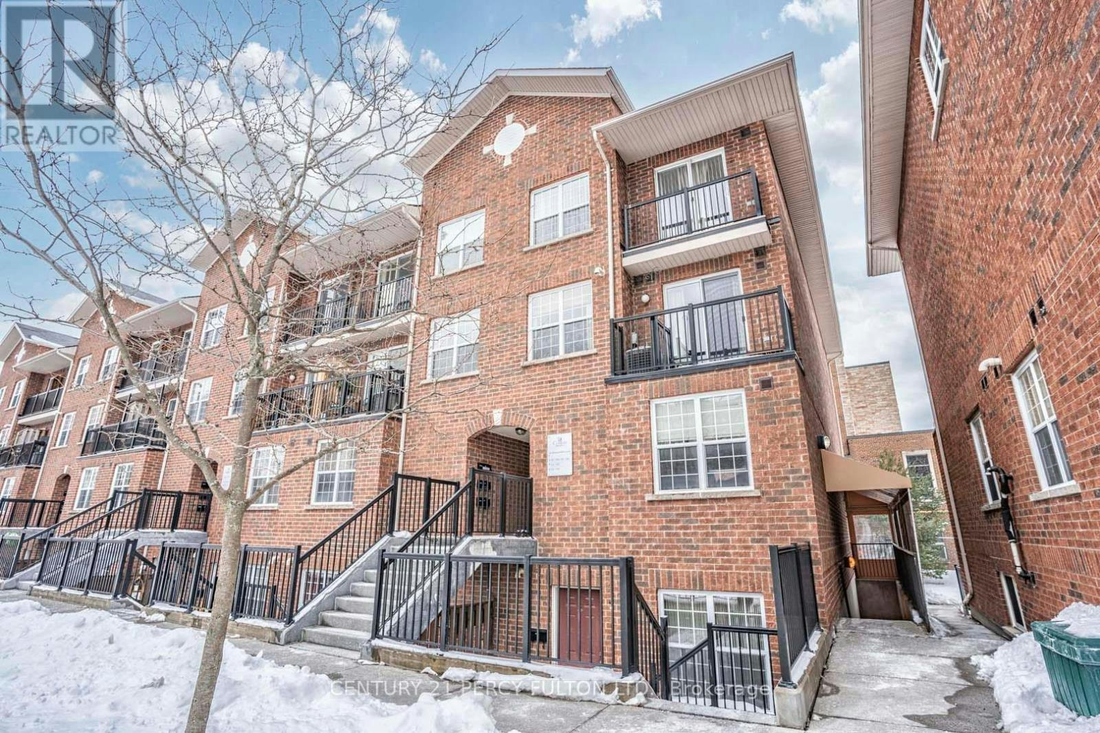 101-45 Strangford Lane, Toronto, ON, M1L 0E5 - 2