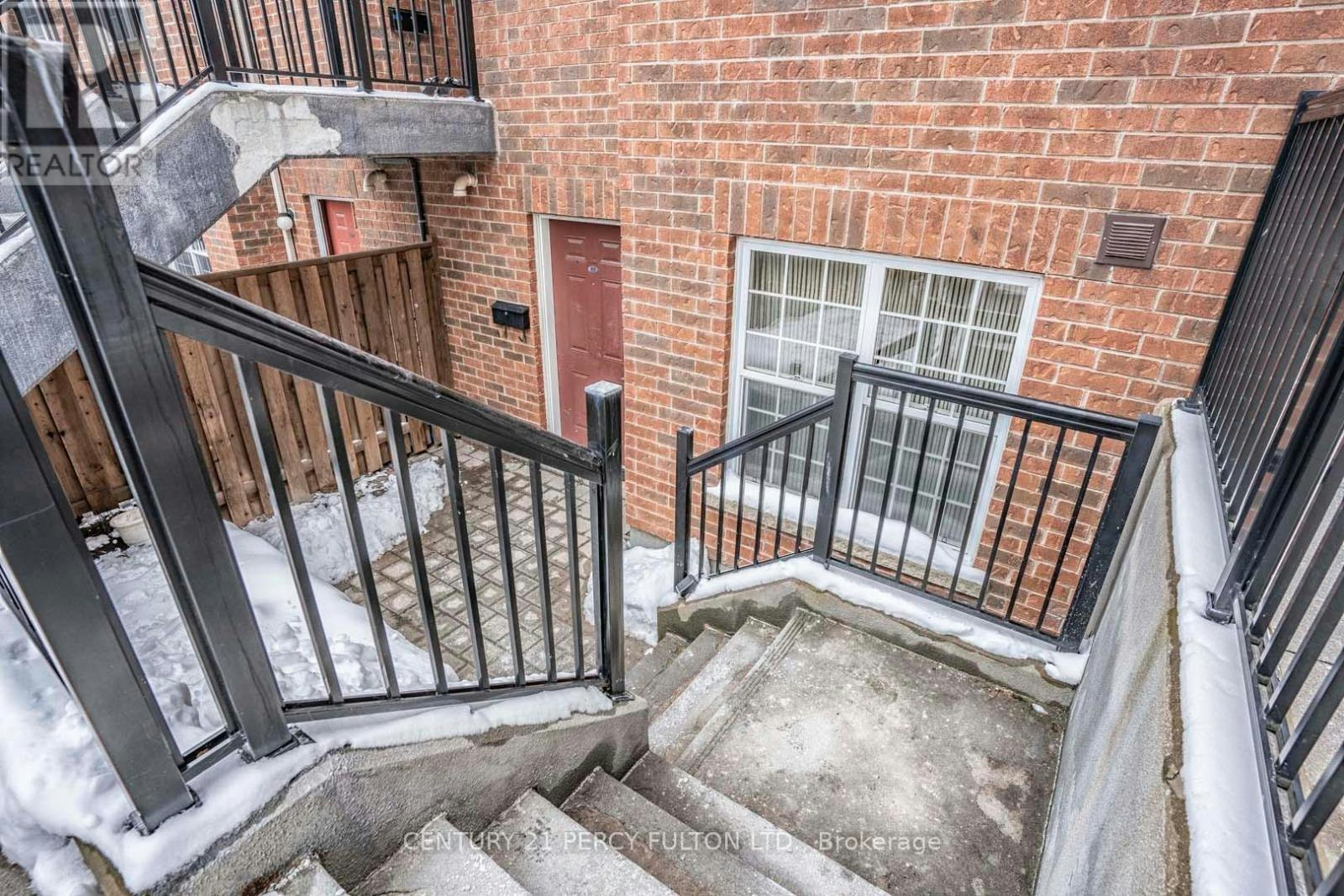 101-45 Strangford Lane, Toronto, ON, M1L 0E5 - 3