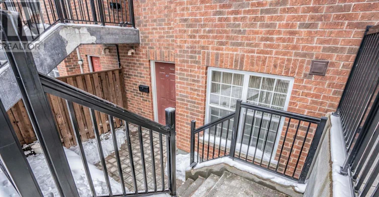 101-45 Strangford Lane, Toronto, ON, M1L 0E5 - 3