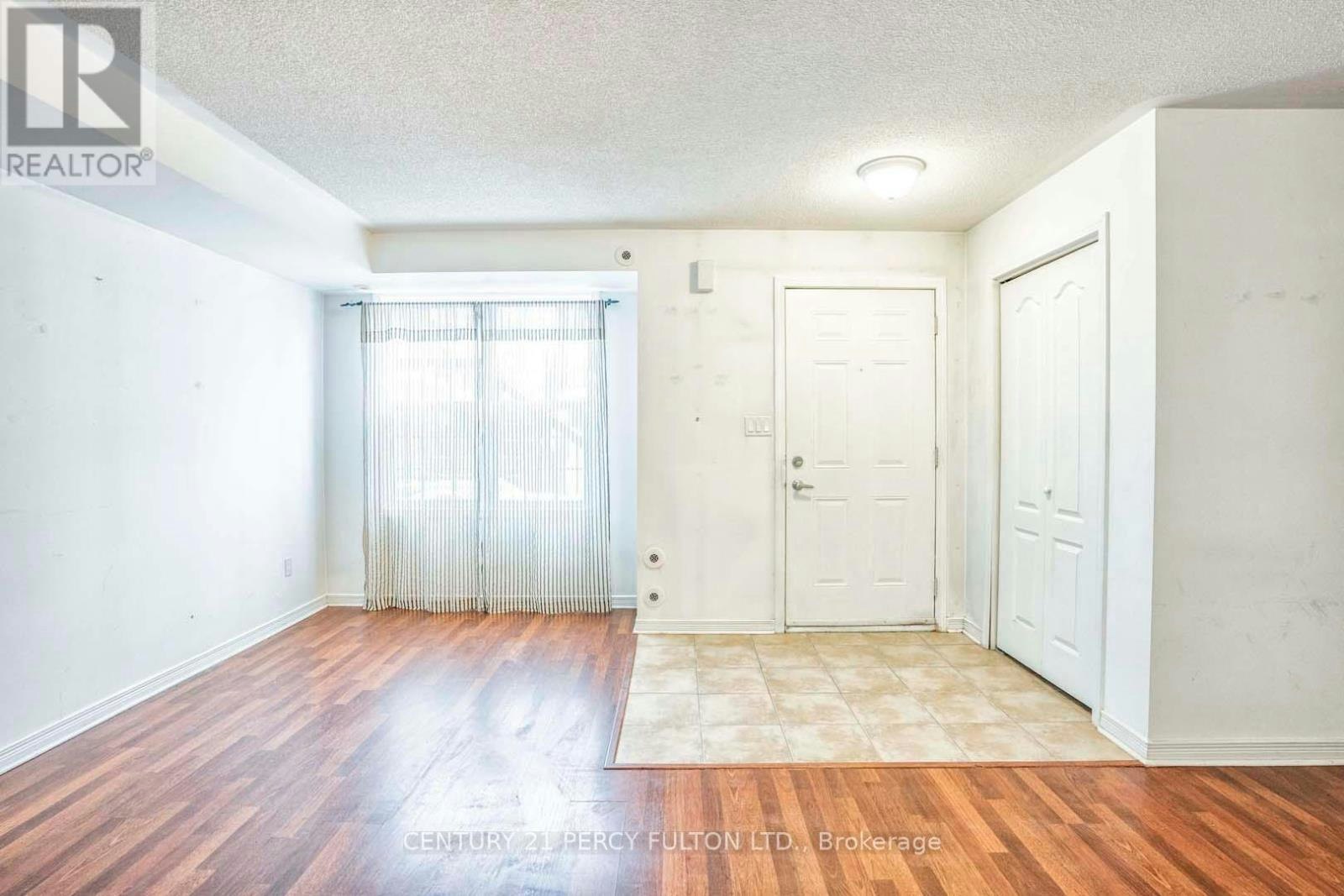 101-45 Strangford Lane, Toronto, ON, M1L 0E5 - 4