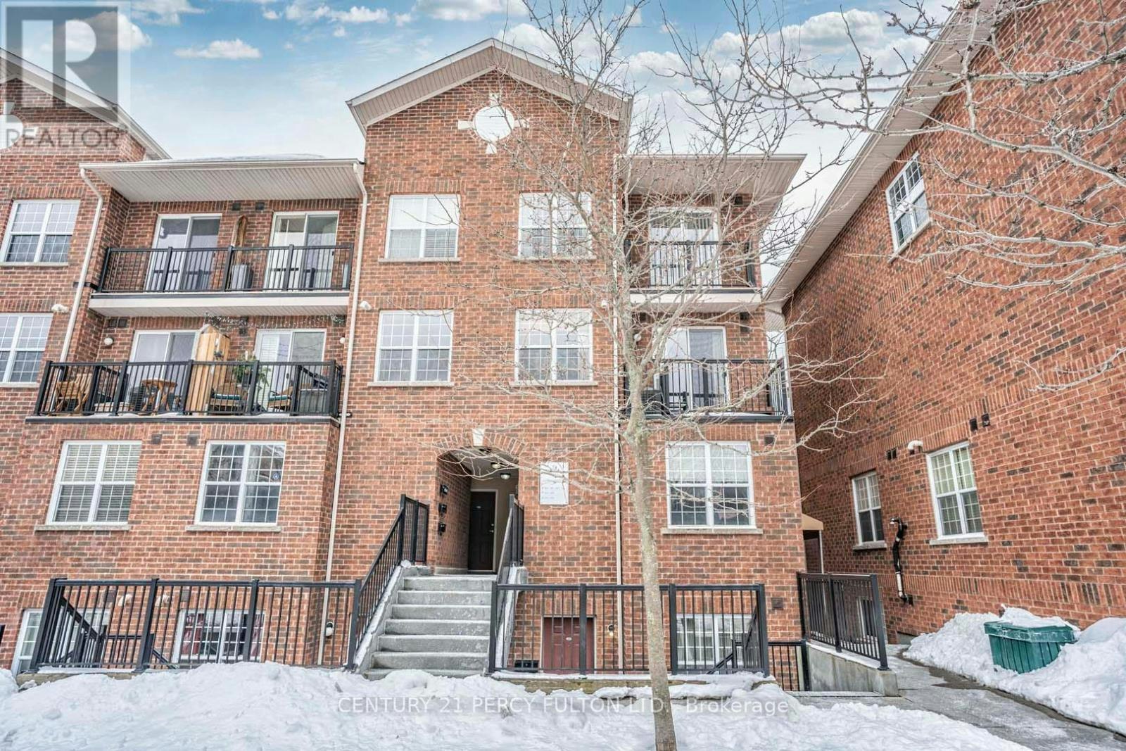 101-45 Strangford Lane, Toronto, ON, M1L 0E5