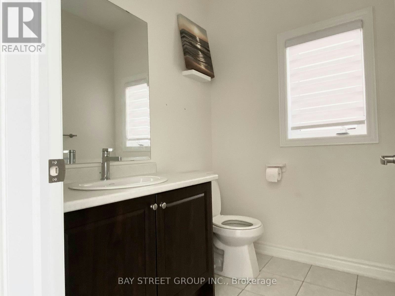 10 Upbound Court, East Gwillimbury, ON, L9N 0W1 - 5