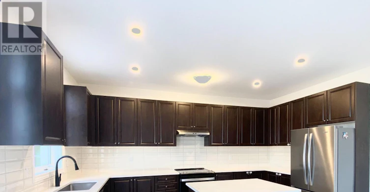 10 Upbound Court, East Gwillimbury, ON, L9N 0W1 - 3
