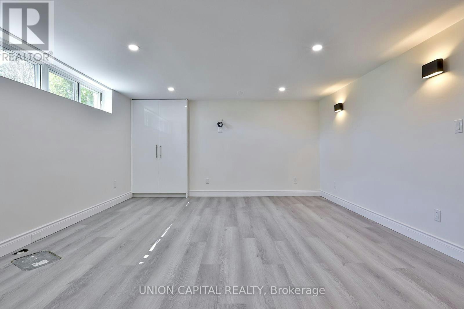 383 Neal Drive, Richmond Hill, ON, L4C 3L6 - 11