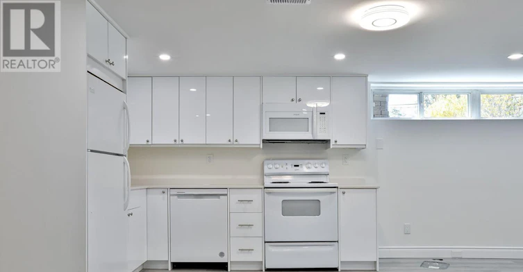 383 Neal Drive, Richmond Hill, ON, L4C 3L6 - 10
