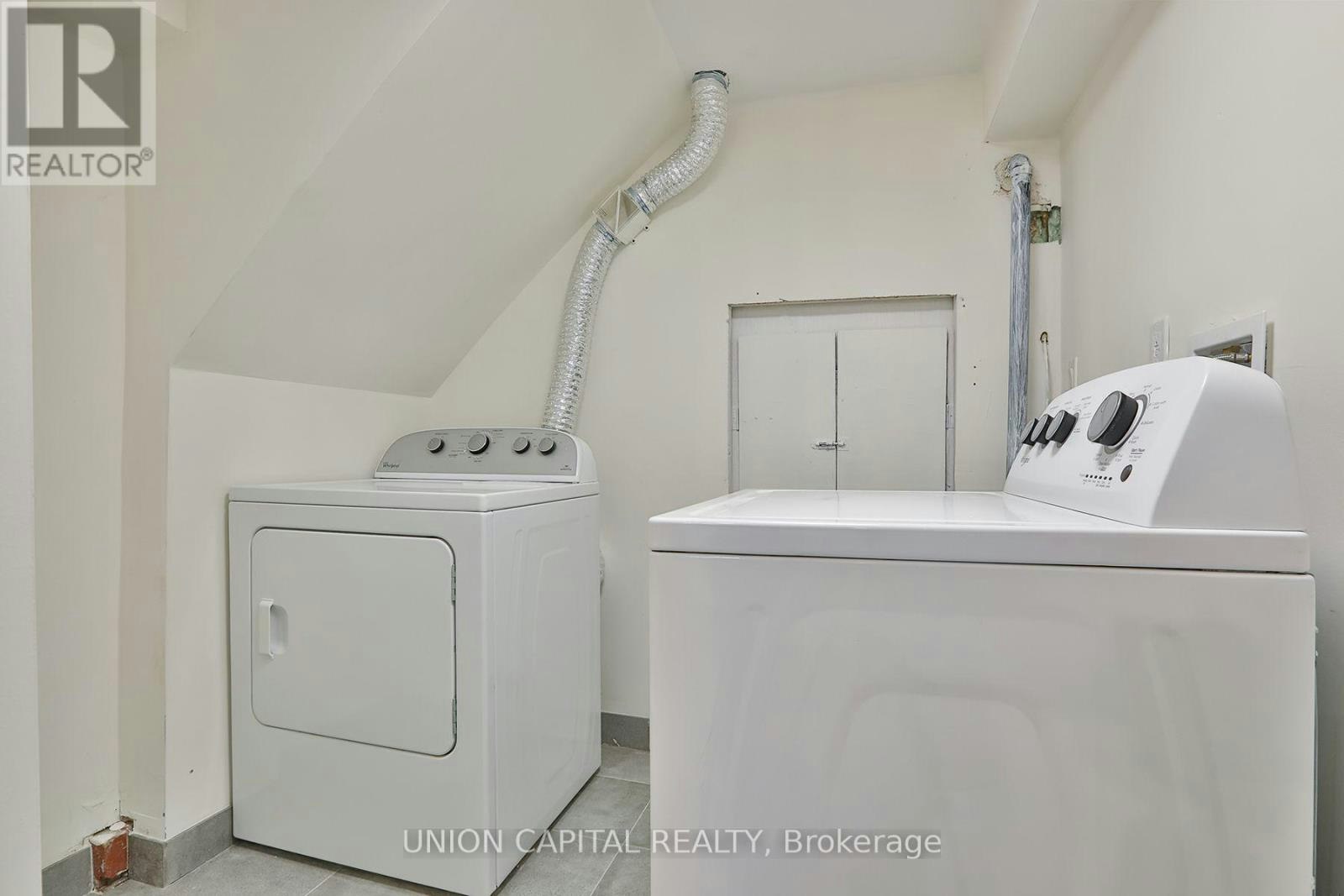 383 Neal Drive, Richmond Hill, ON, L4C 3L6 - 24