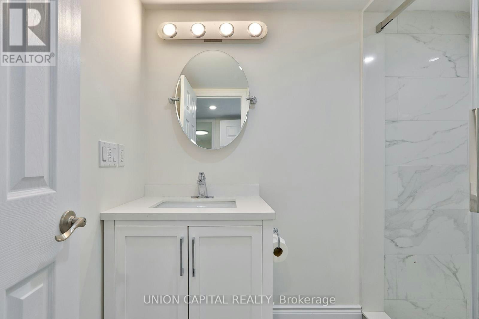383 Neal Drive, Richmond Hill, ON, L4C 3L6 - 18