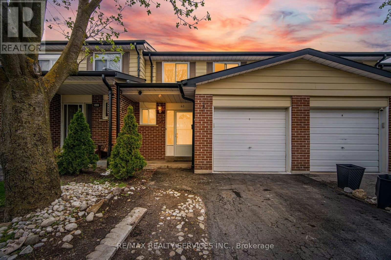 47-43 Vodden Court, Brampton, ON, L6V 2V7