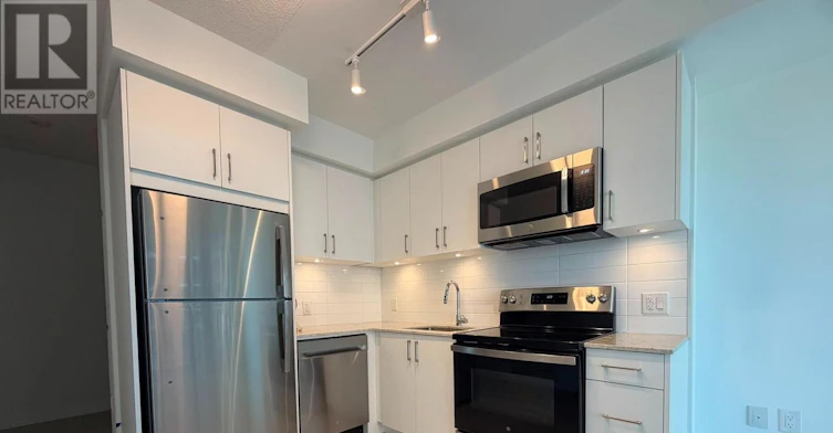 1112-4010 Eglinton Avenue W, Toronto, ON, M9A 0G5 - 2