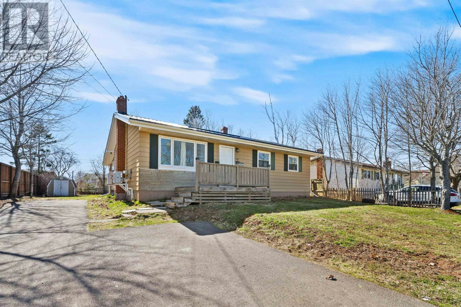184 Southdale Avenue, Charlottetown, PE, C1A 6Z7