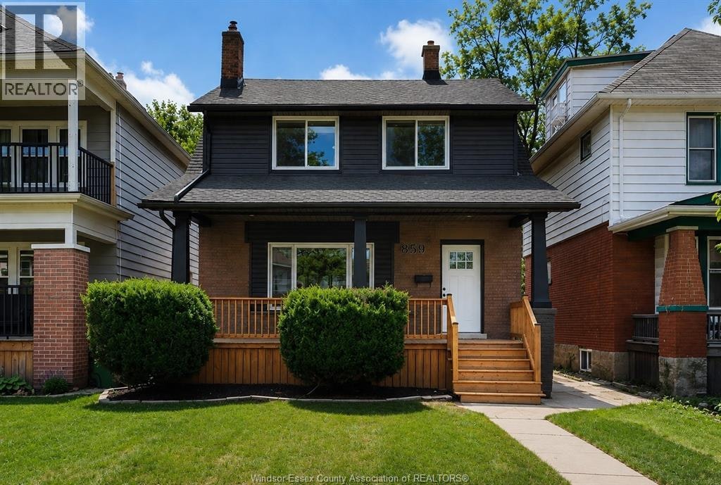 859 Moy Avenue, Windsor, ON, N9A 2N7