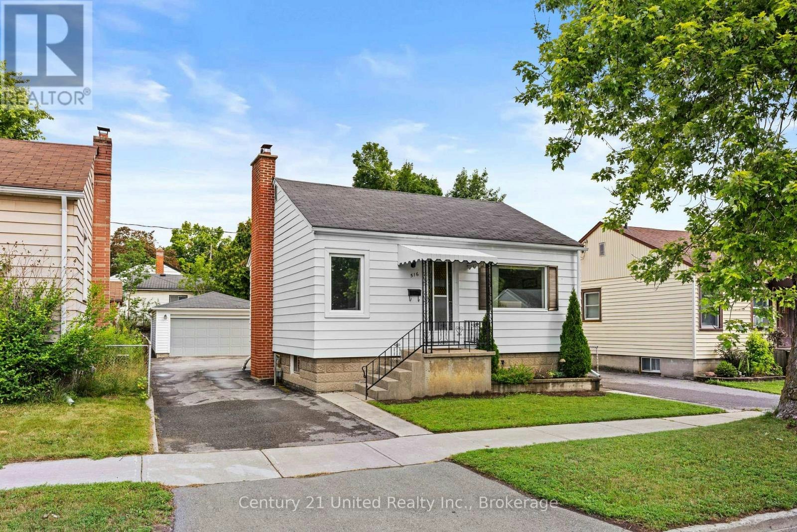 516 Glengarry Avenue, Peterborough, ON, K9H 4Y4