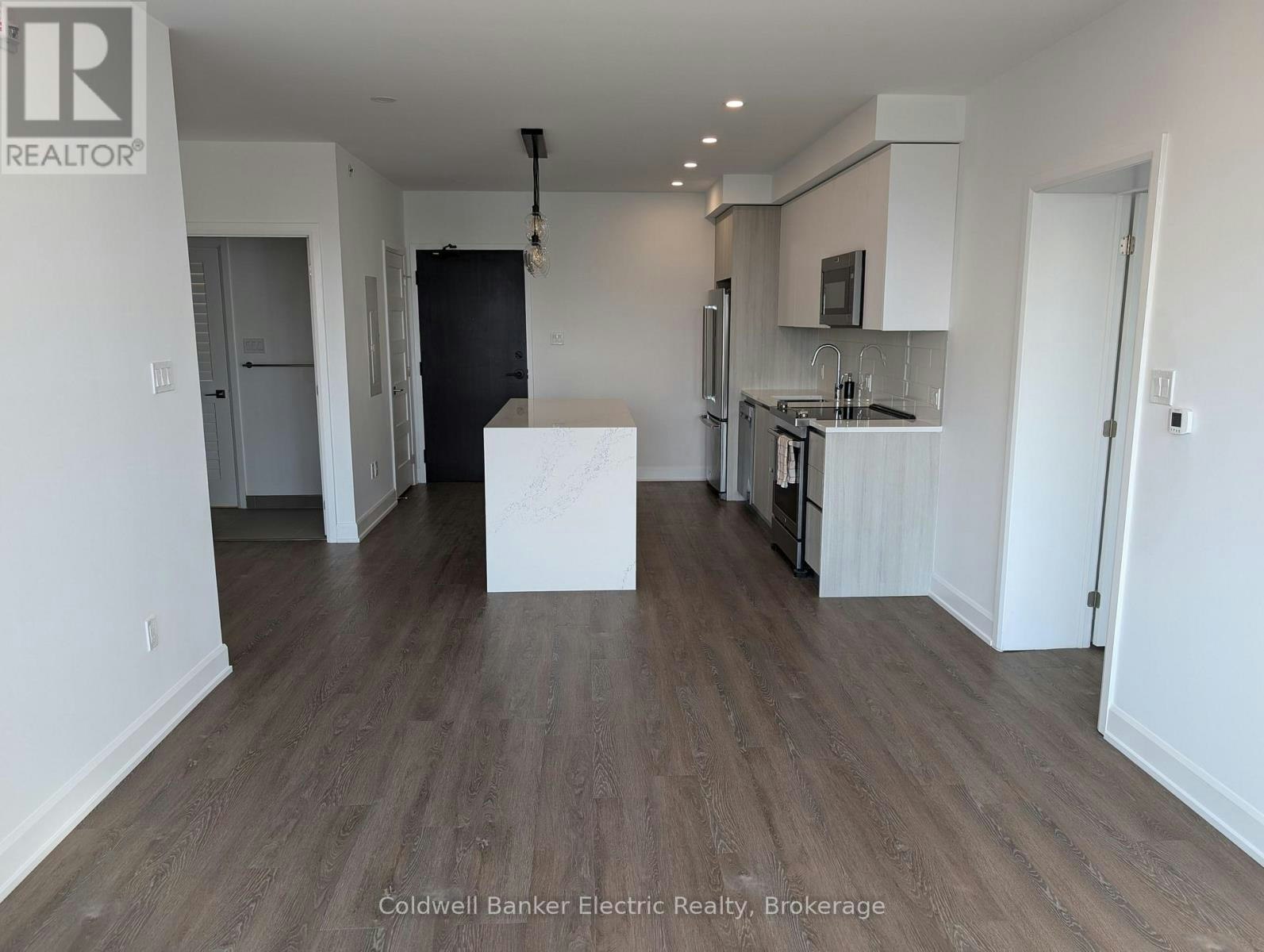 802-195 Hunter Street E, Peterborough, ON, K9H 1G9 - 17