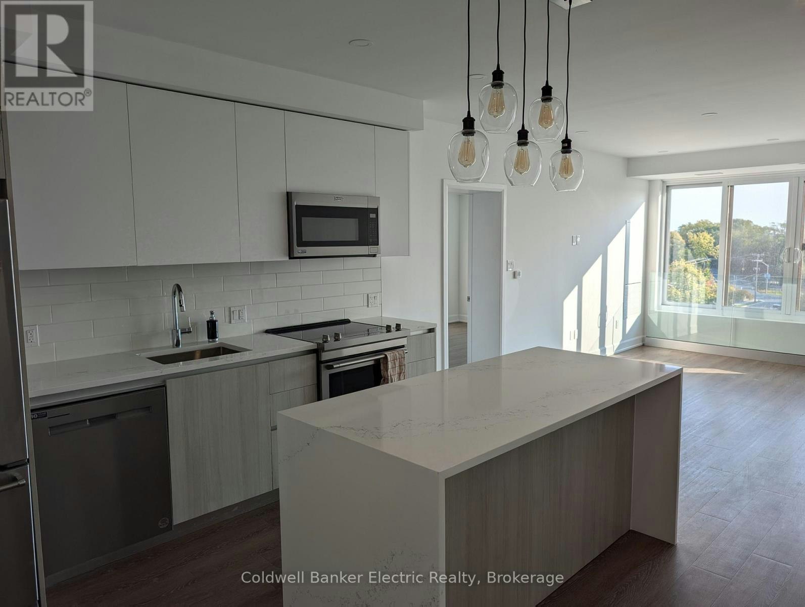 802-195 Hunter Street E, Peterborough, ON, K9H 1G9 - 3