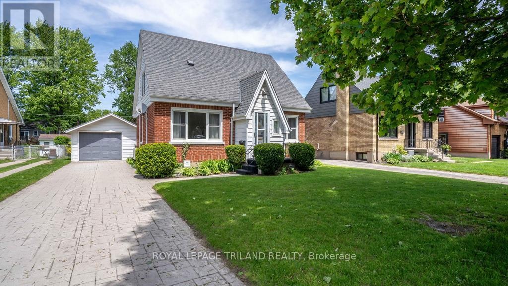 16 Pritchard Place, London, ON, N5W 2J2