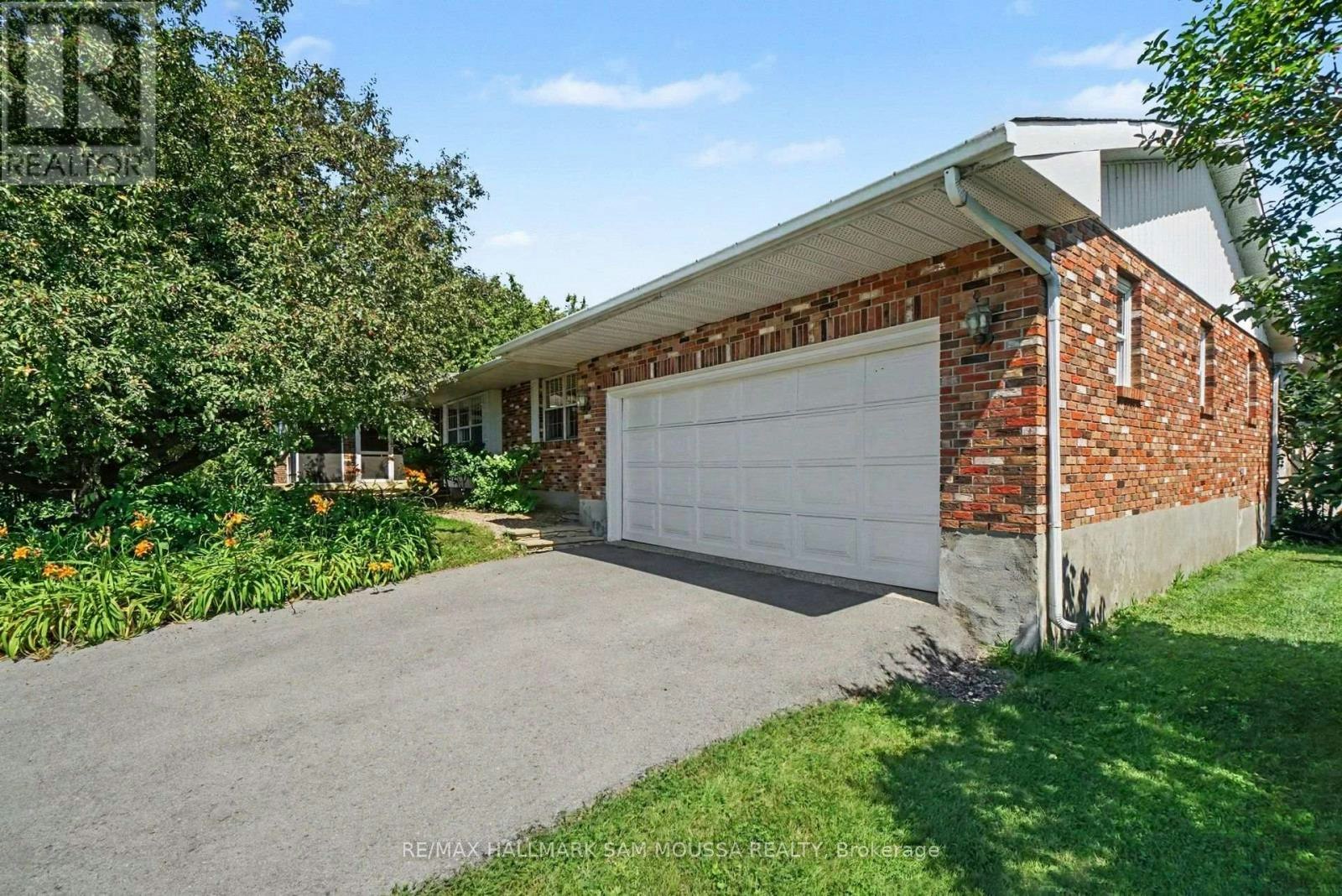 118 Juanita Avenue, Ottawa, ON, K0A 1L0
