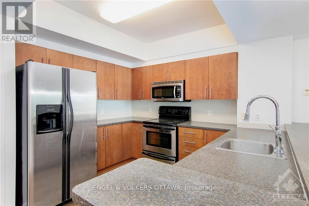 904-200 Rideau Street, Ottawa, ON, K1N 5Y1 - 6