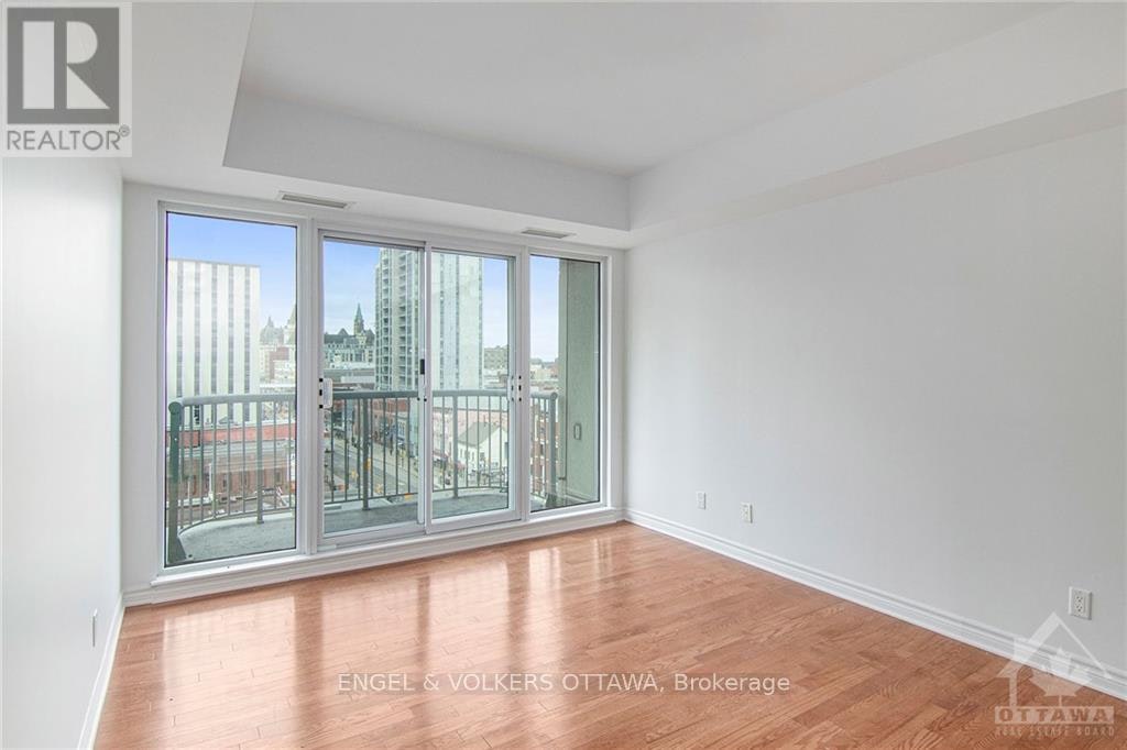 904-200 Rideau Street, Ottawa, ON, K1N 5Y1 - 11