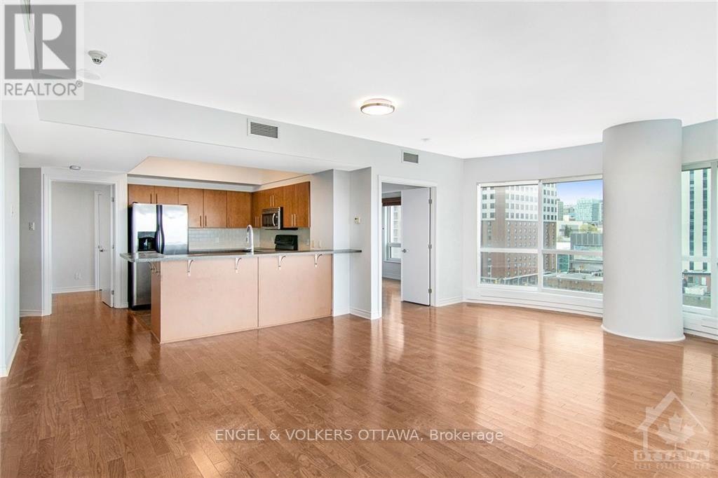 904-200 Rideau Street, Ottawa, ON, K1N 5Y1 - 5