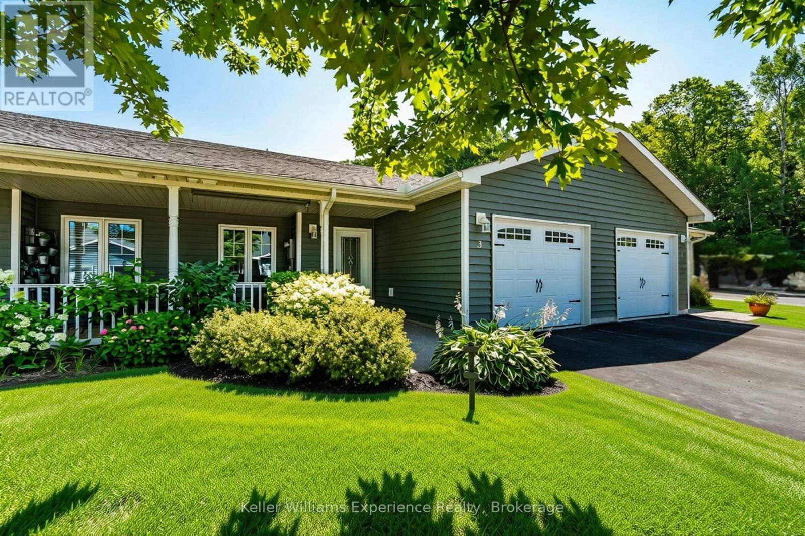 3 Chamberlain Crescent, Penetanguishene, ON, L9M 0A5