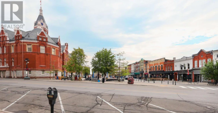 UPPER-41 Market Place, Stratford, ON, N5A 1A4 - 4
