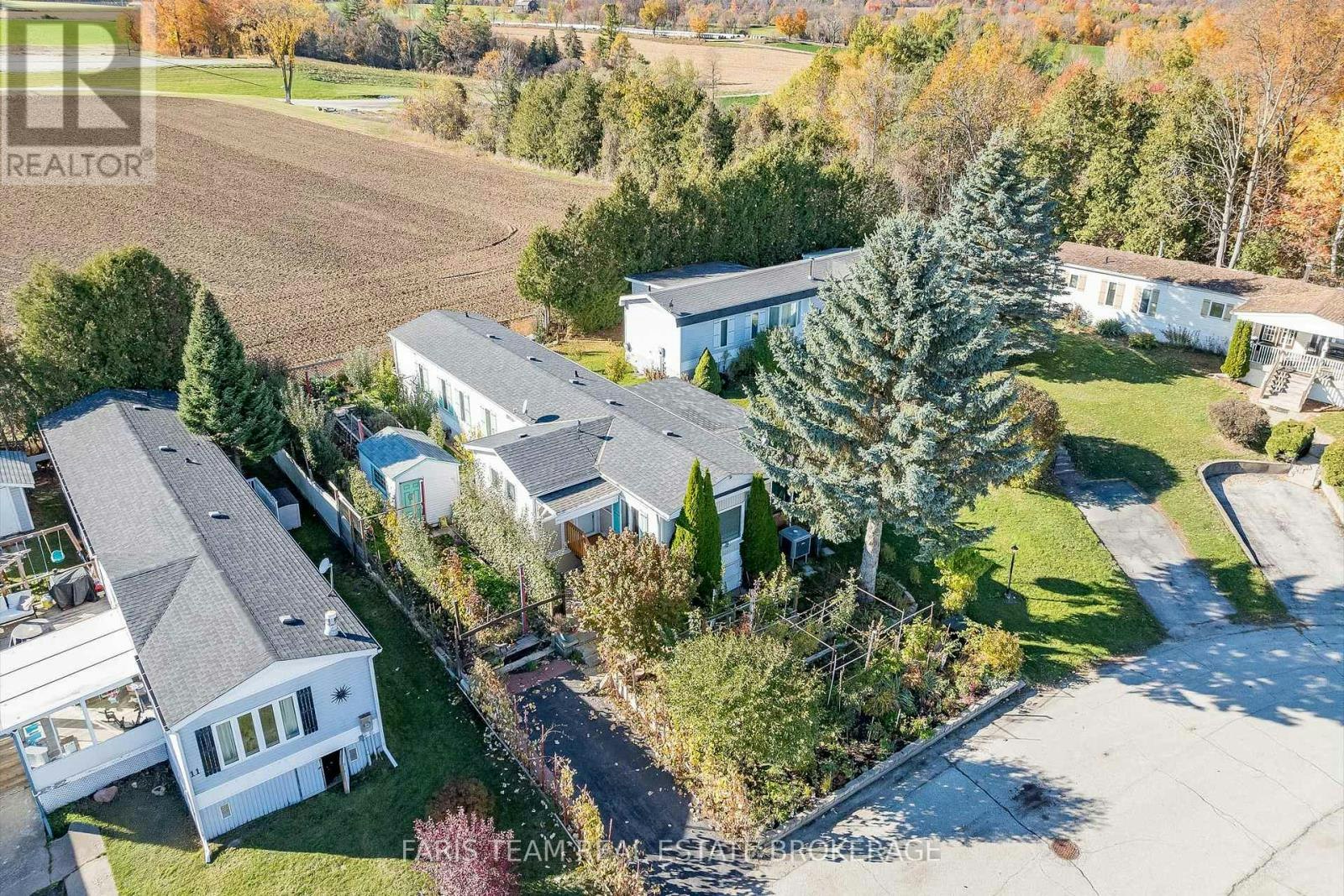 13 Sunrise Circle, Bradford West Gwillimbury, ON, L3Z 2A5