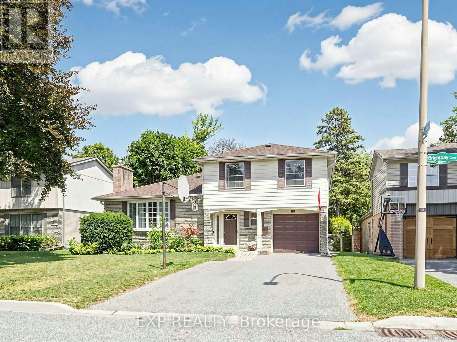 37 Brightbay Crescent, Markham, ON, L3T 1C2