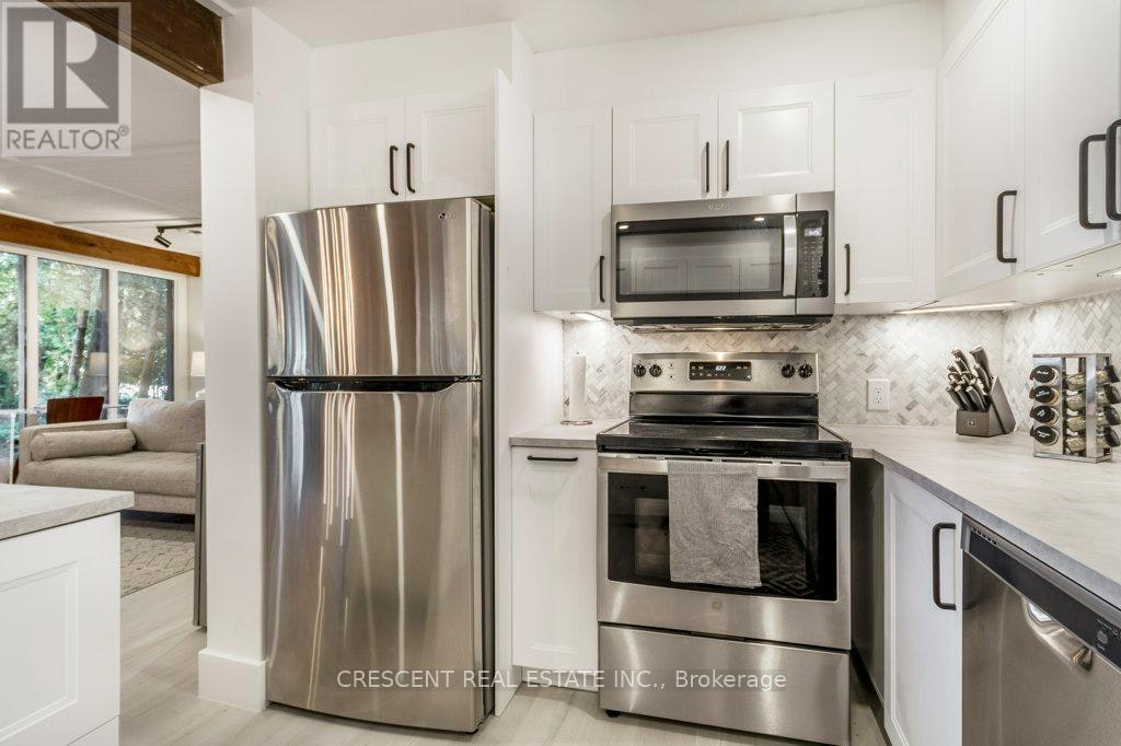 37 Georgian Manor Drive, Collingwood, ON, L9Y 3Z1 - 13