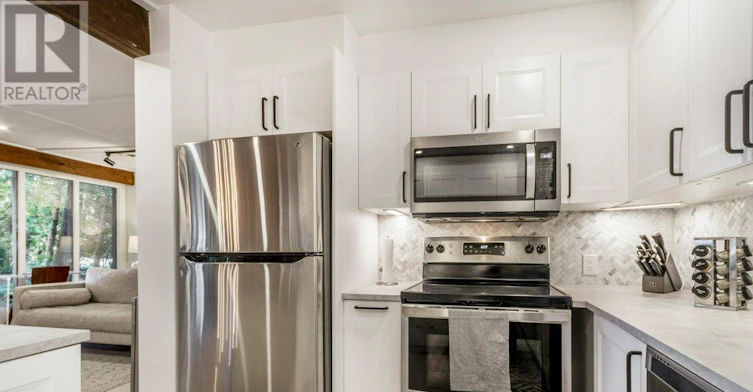 37 Georgian Manor Drive, Collingwood, ON, L9Y 3Z1 - 13