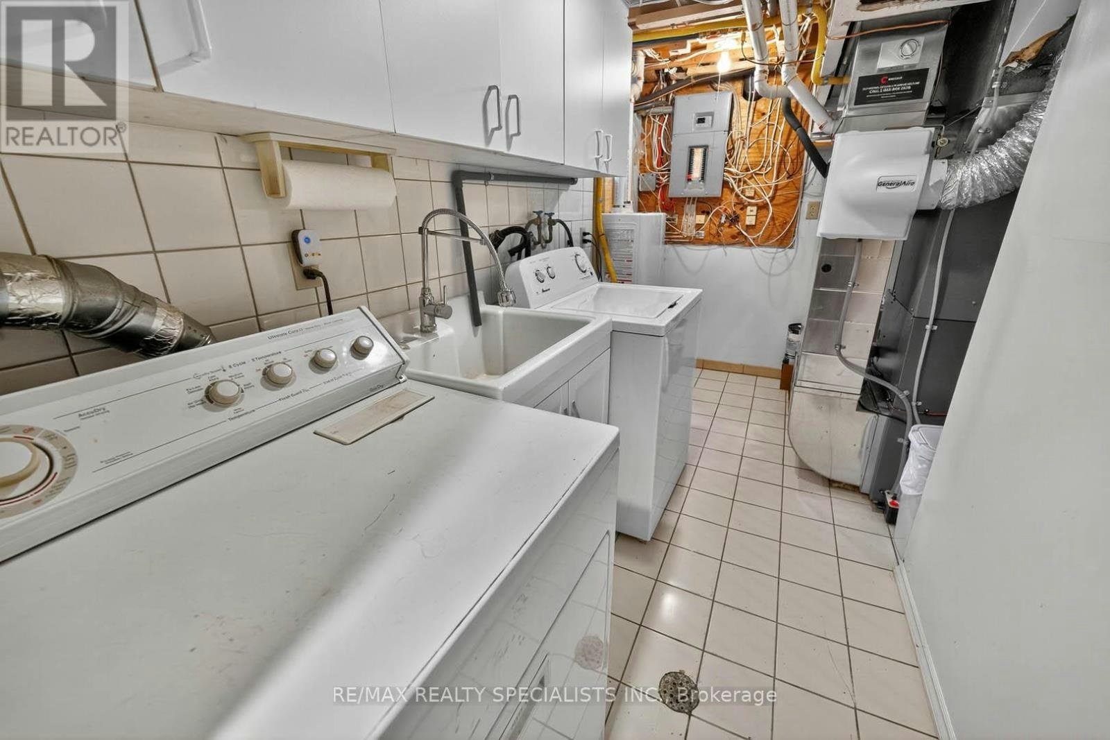 LOWER-1912 Bonnymede Drive, Mississauga, ON, L5J 1E1 - 31