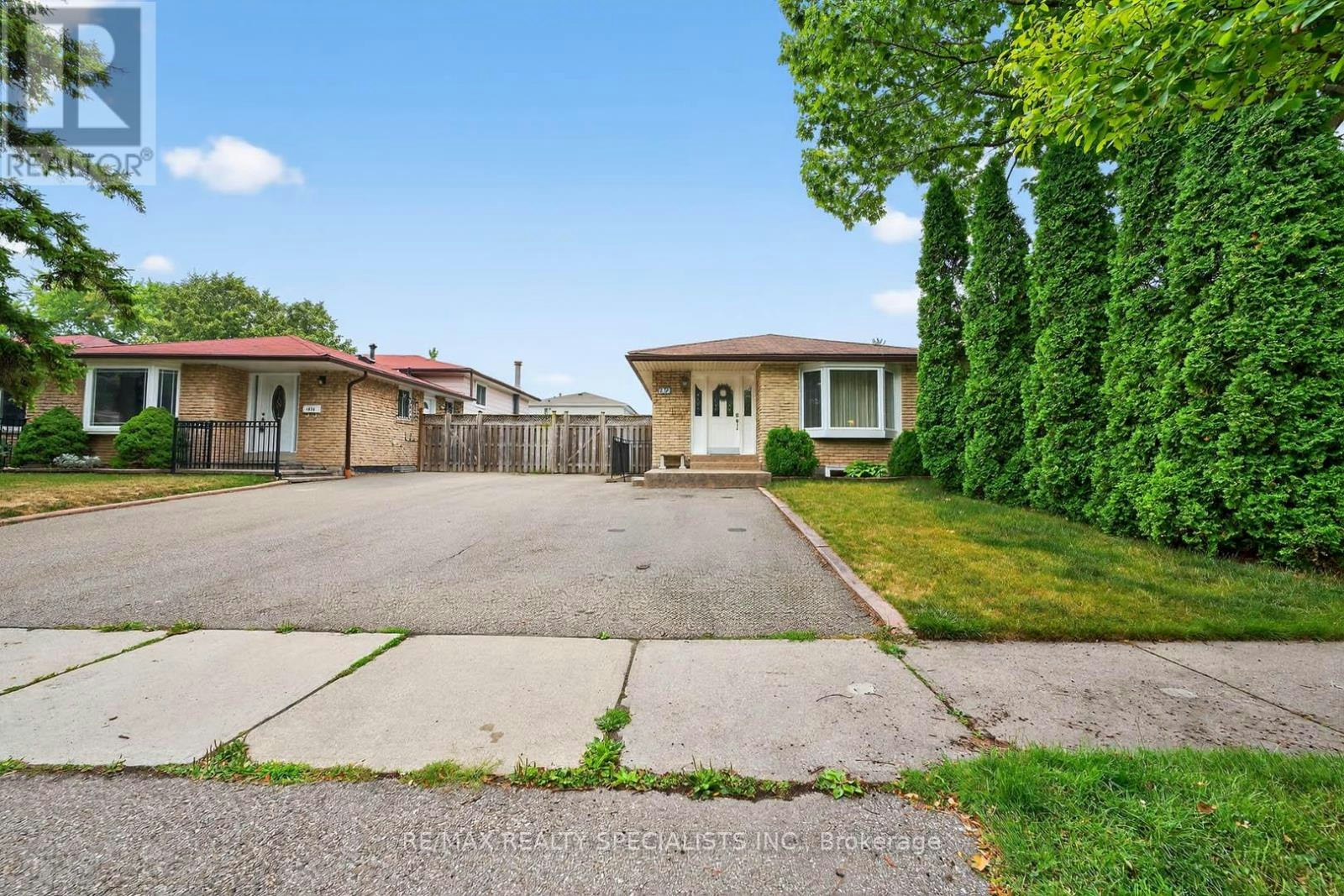 LOWER-1912 Bonnymede Drive, Mississauga, ON, L5J 1E1 - 2