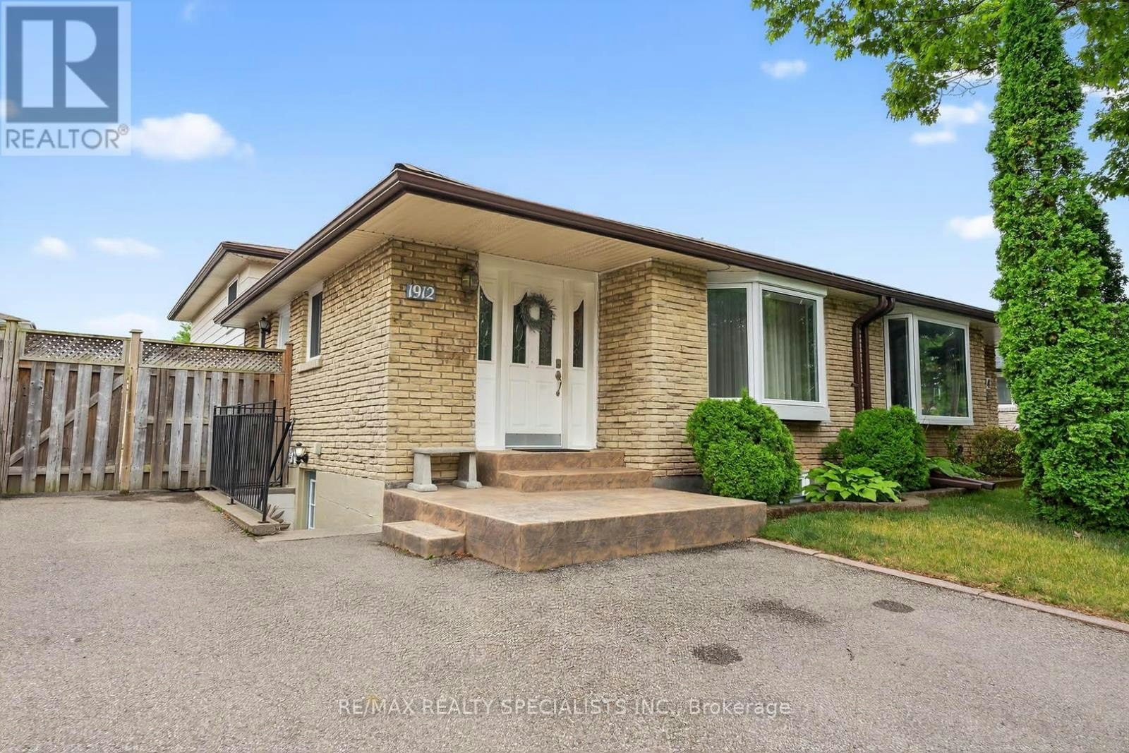 LOWER-1912 Bonnymede Drive, Mississauga, ON, L5J 1E1