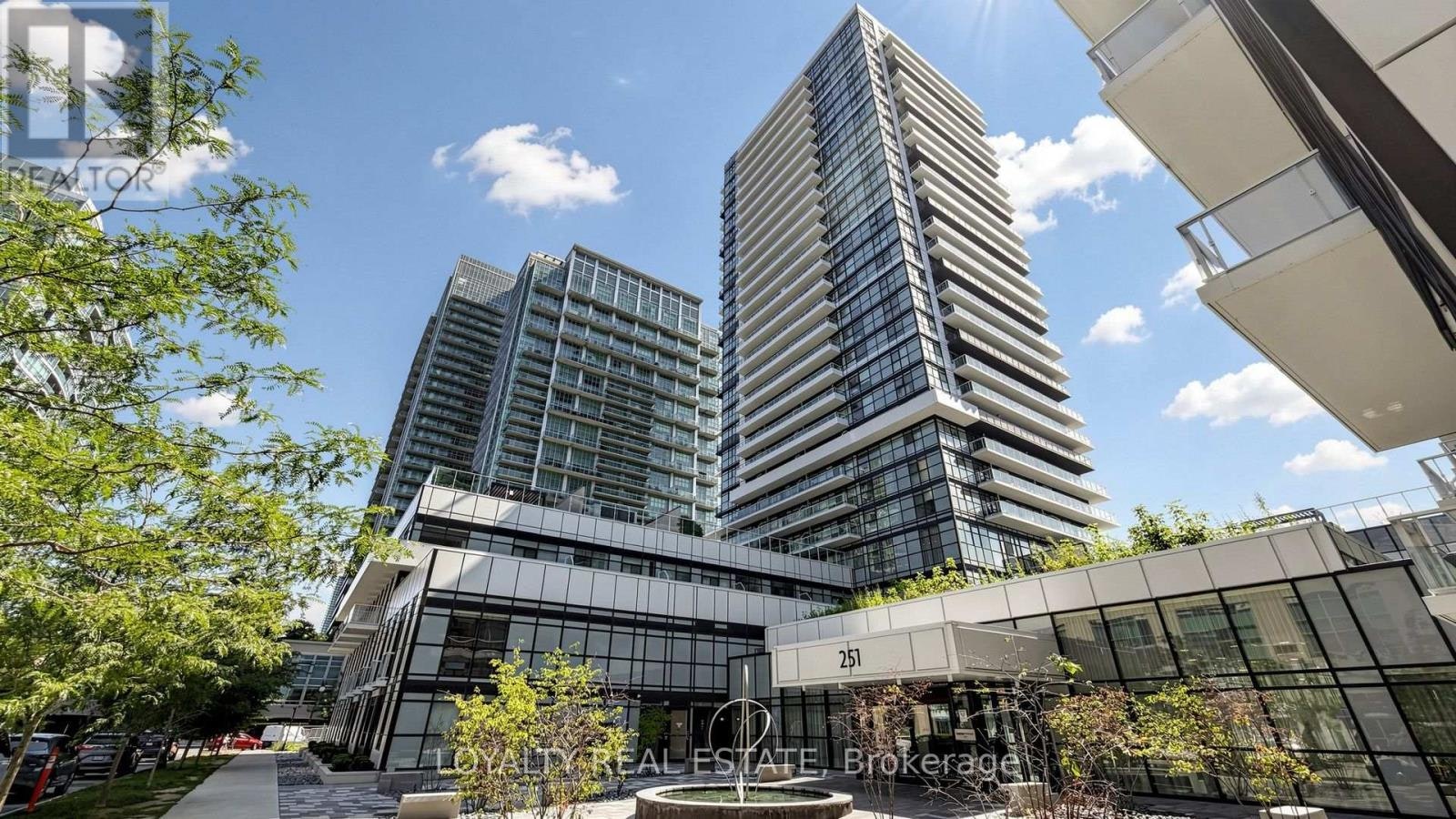 2709-251 Manitoba Street, Toronto, ON, M8Y 0C7