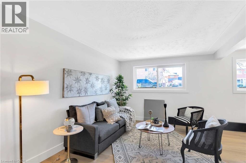 4-11 Olympic Drive, Kitchener, ON, N2M 3S7 - 2