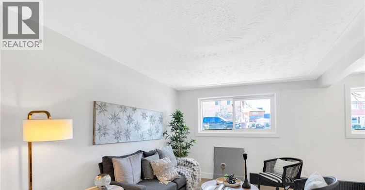 4-11 Olympic Drive, Kitchener, ON, N2M 3S7 - 2