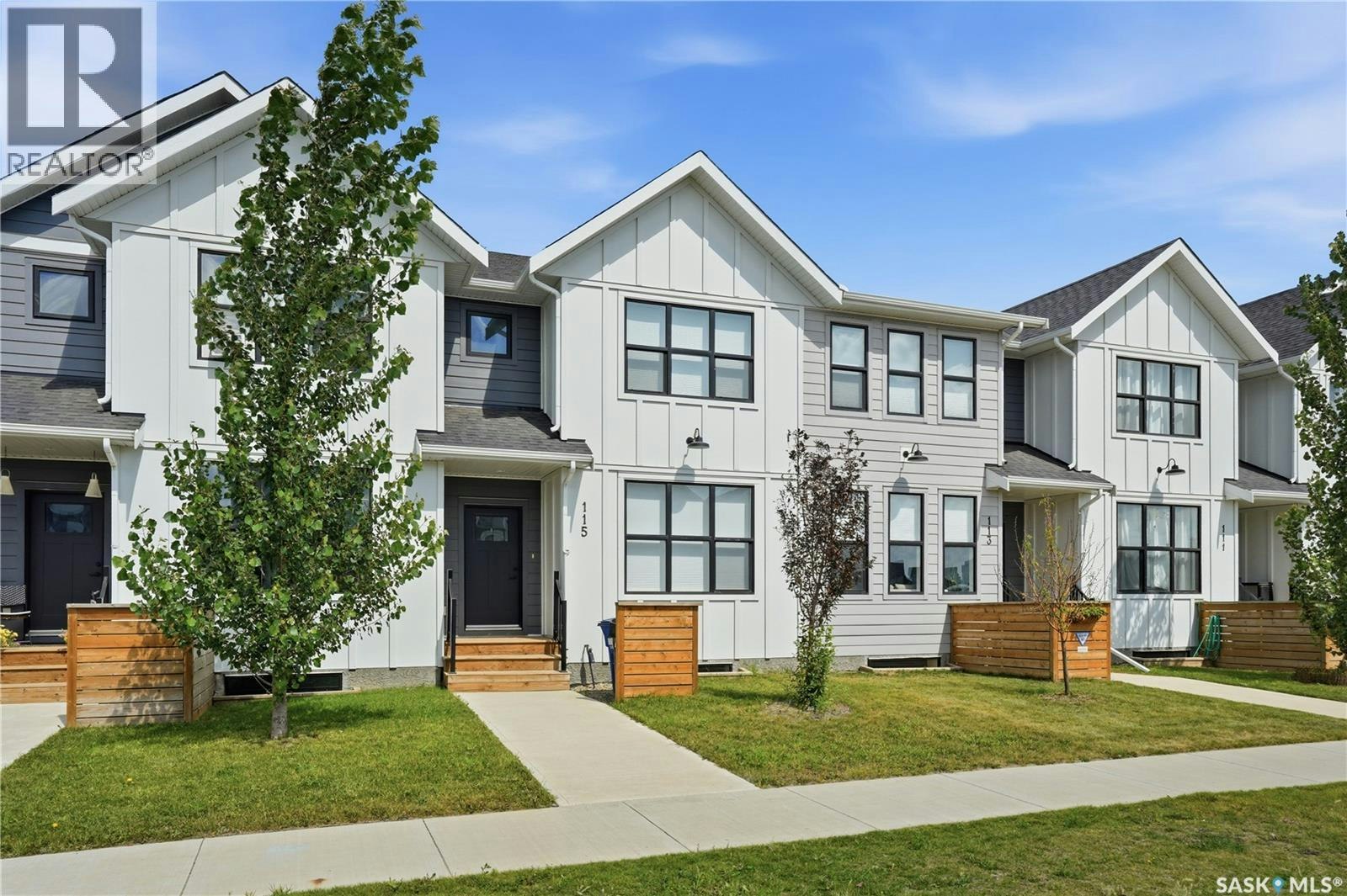 115 Rosewood Boulevard E, Saskatoon, SK, S7V 0Z1