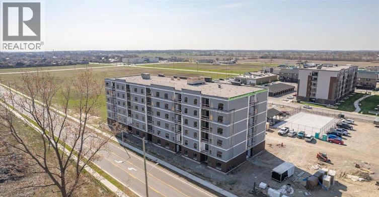 202-800 Beachside Drive, Lakeshore, ON, N9K 0C5 - 25