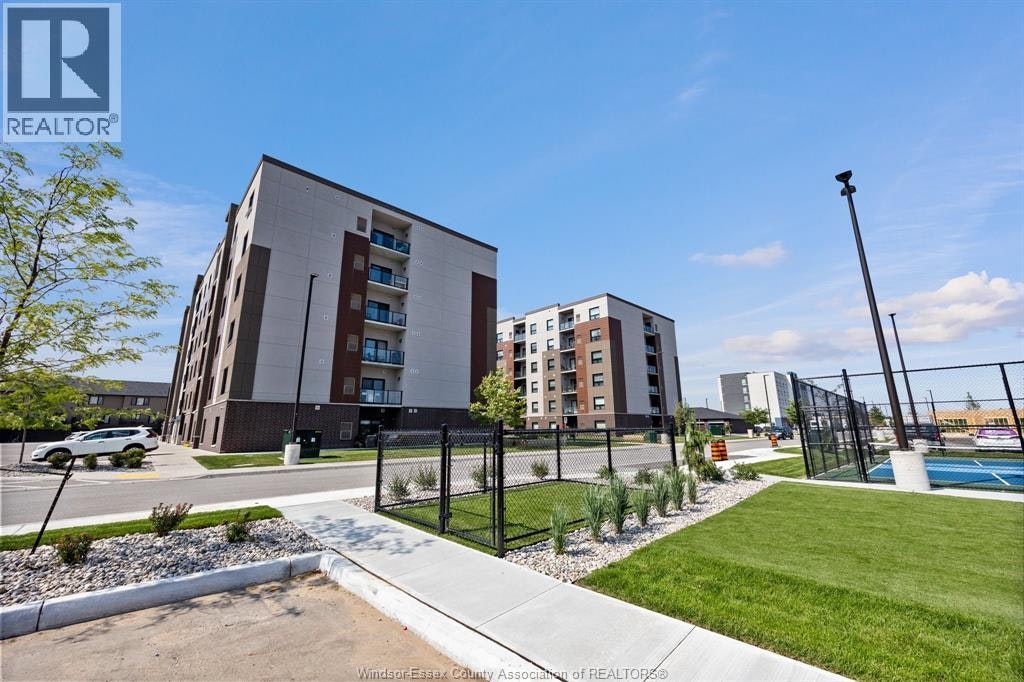 202-800 Beachside Drive, Lakeshore, ON, N9K 0C5 - 42