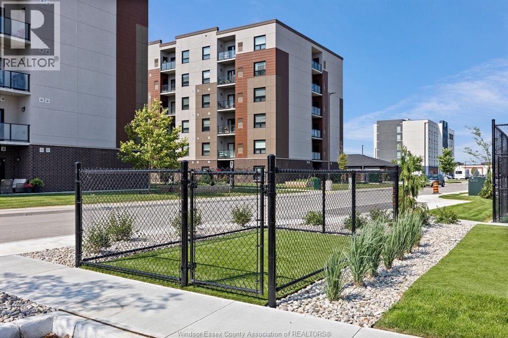 202-800 Beachside Drive, Lakeshore, ON, N9K 0C5 - 43