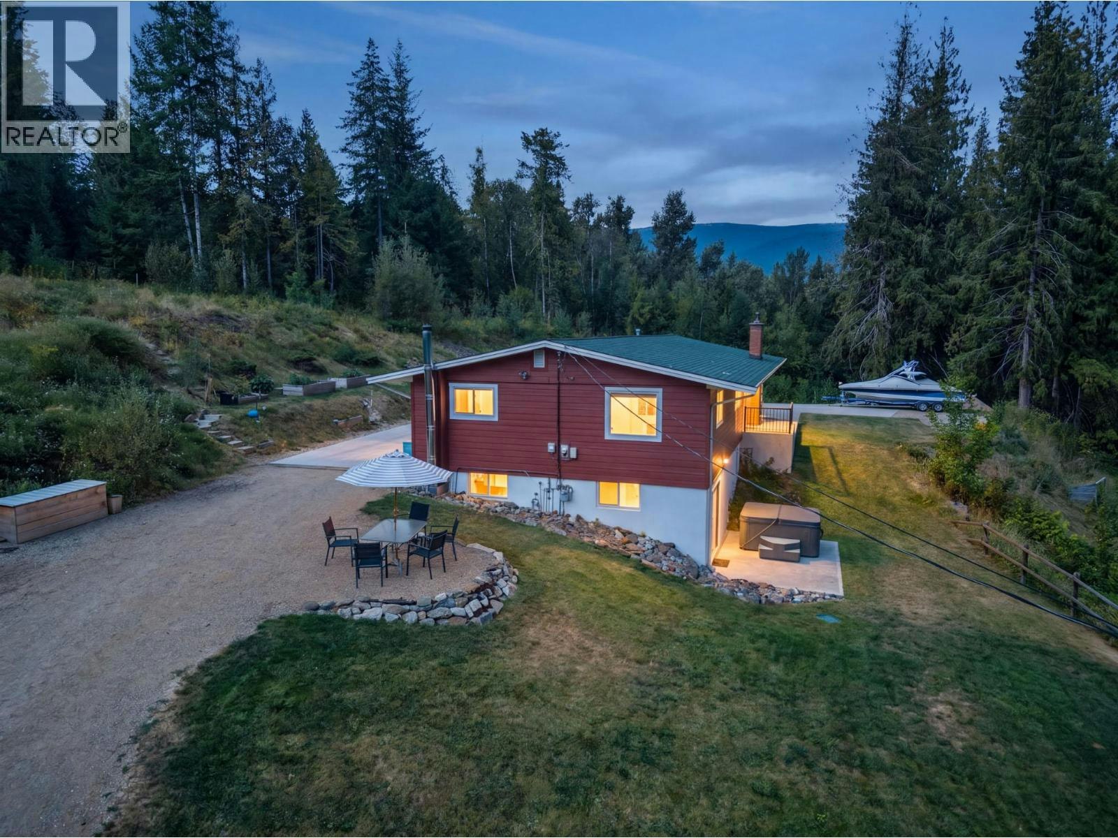 450 SW 20 Avenue, Salmon Arm, BC, V1E 1T6 - 43