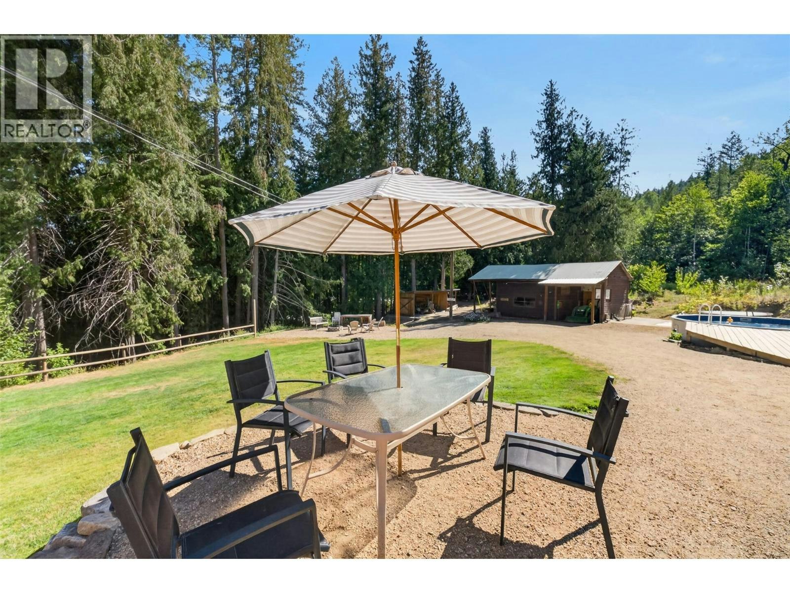 450 SW 20 Avenue, Salmon Arm, BC, V1E 1T6 - 48