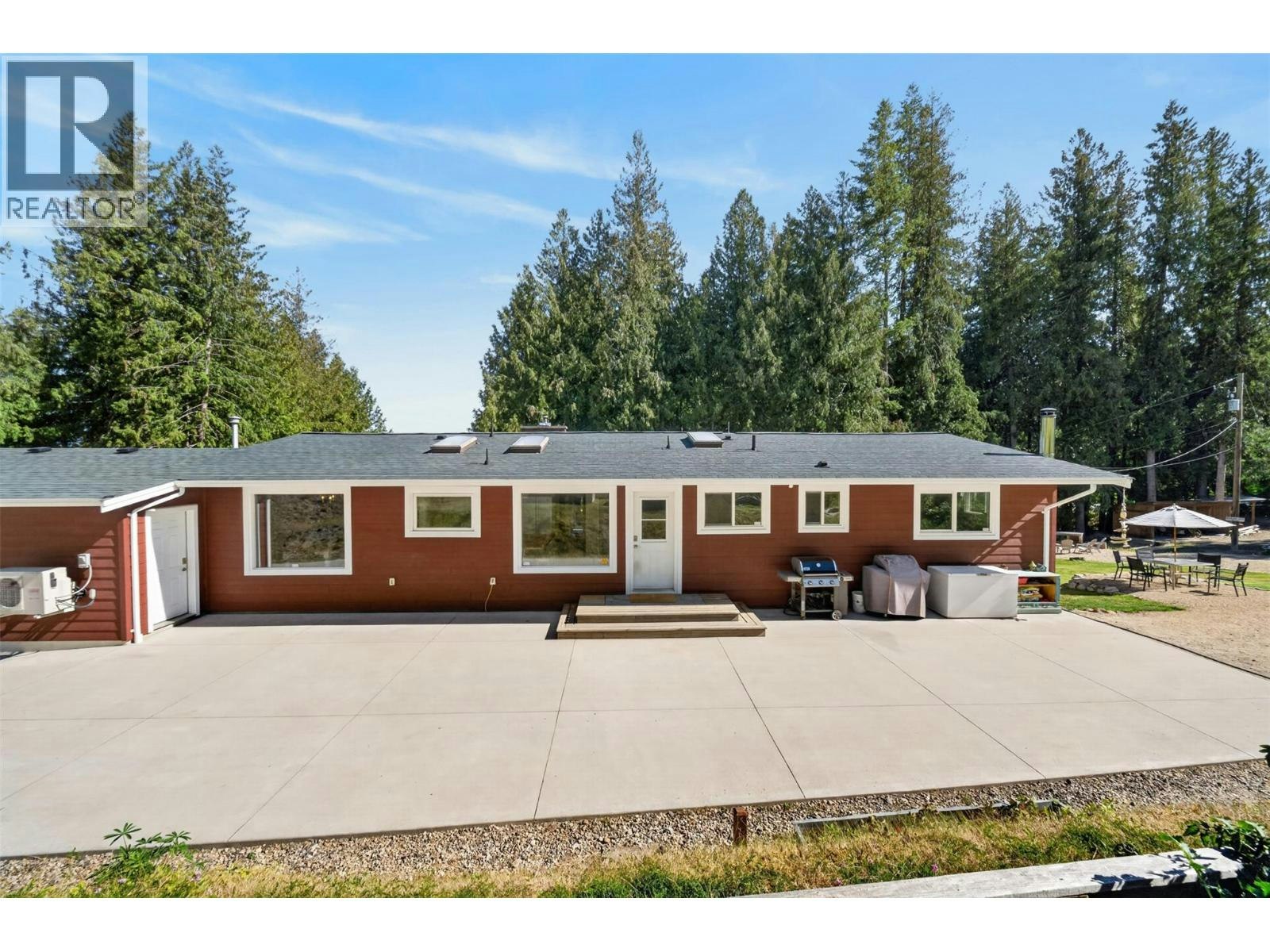 450 SW 20 Avenue, Salmon Arm, BC, V1E 1T6 - 46