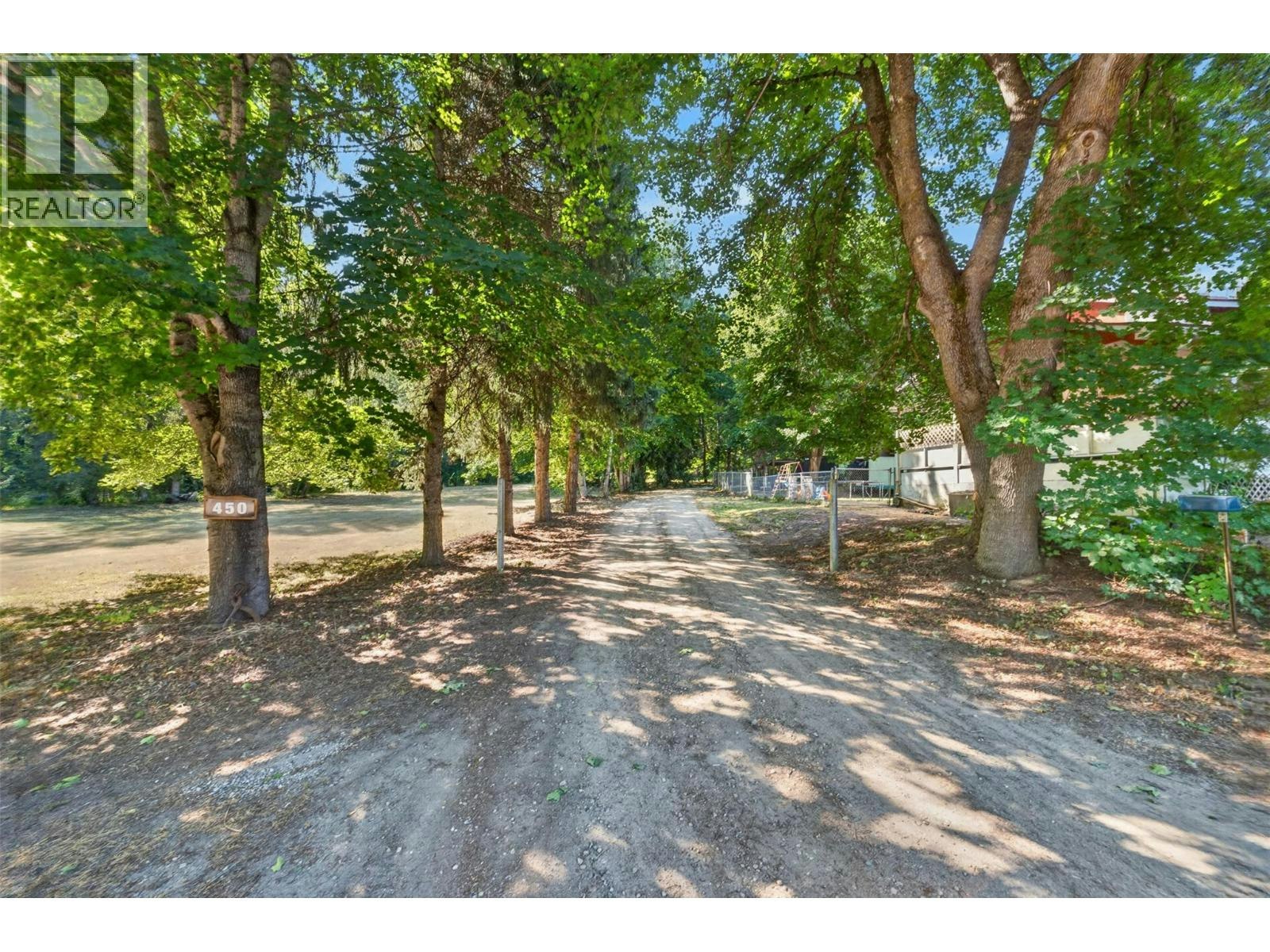 450 SW 20 Avenue, Salmon Arm, BC, V1E 1T6 - 66