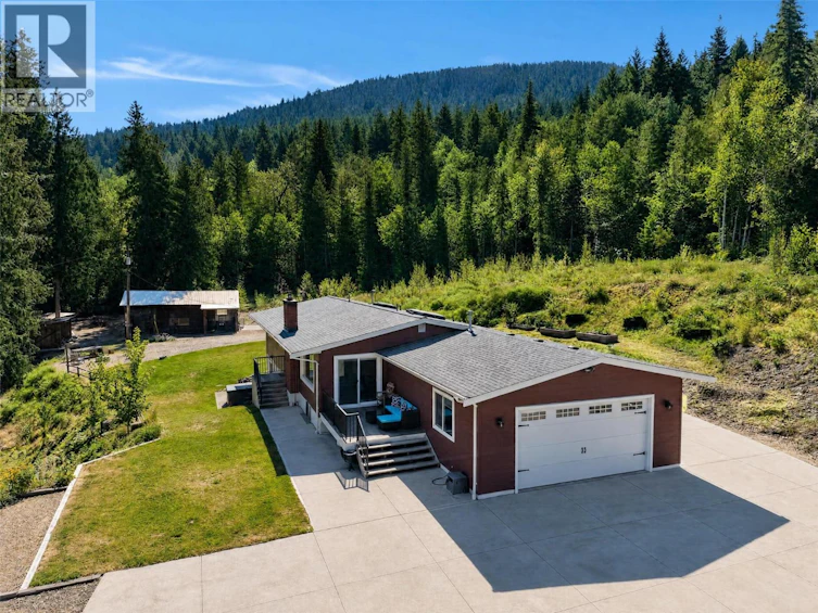 450 SW 20 Avenue, Salmon Arm, BC, V1E 1T6