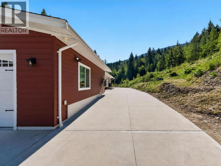 450 SW 20 Avenue, Salmon Arm, BC, V1E 1T6 - 44