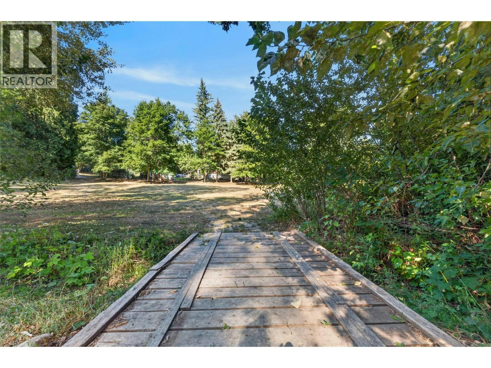 450 SW 20 Avenue, Salmon Arm, BC, V1E 1T6 - 64
