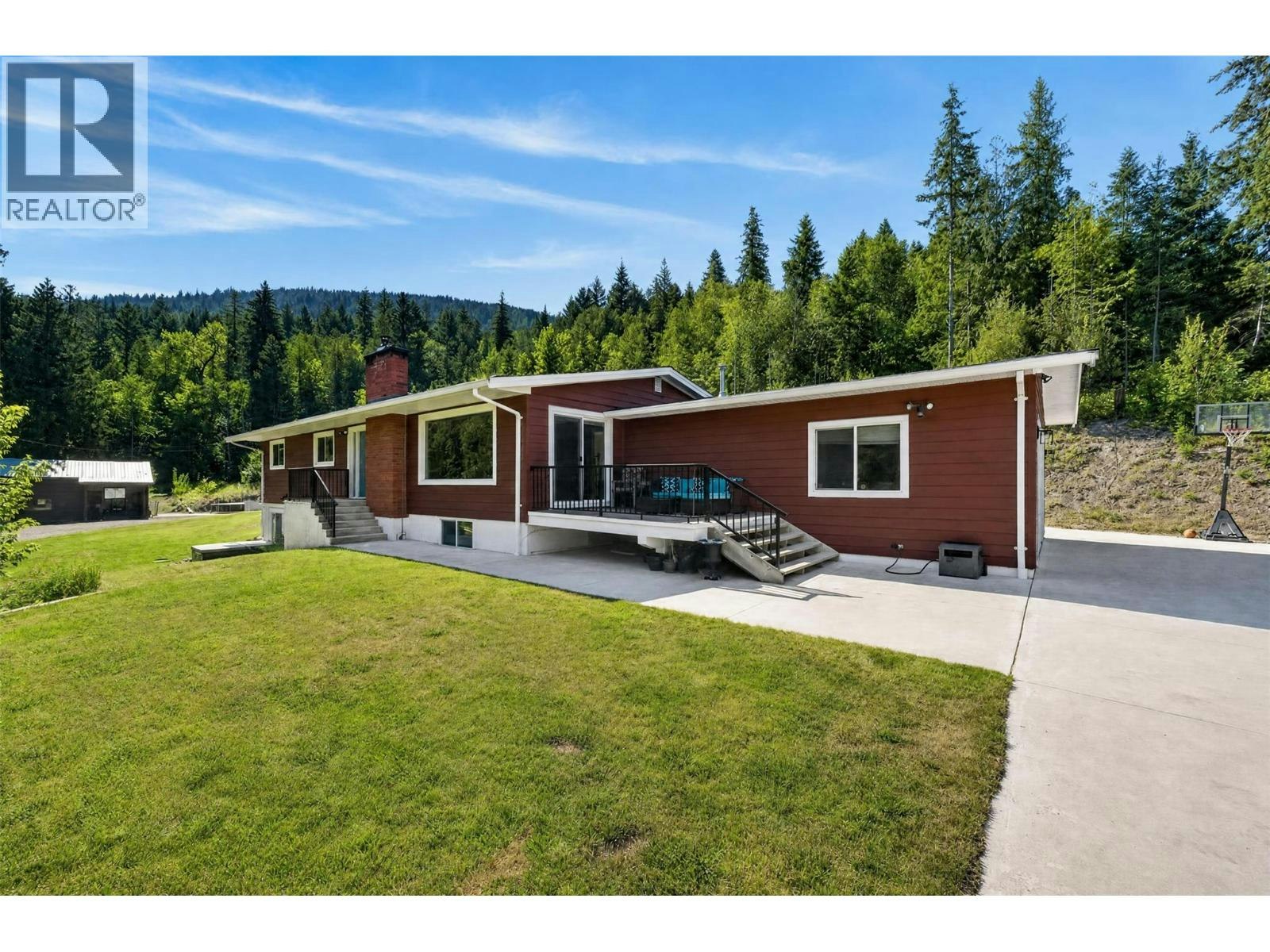 450 SW 20 Avenue, Salmon Arm, BC, V1E 1T6 - 40