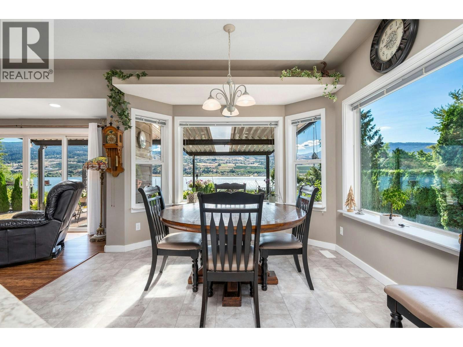 7185 Old Kamloops Road, Vernon, BC, V1H 1W6 - 10