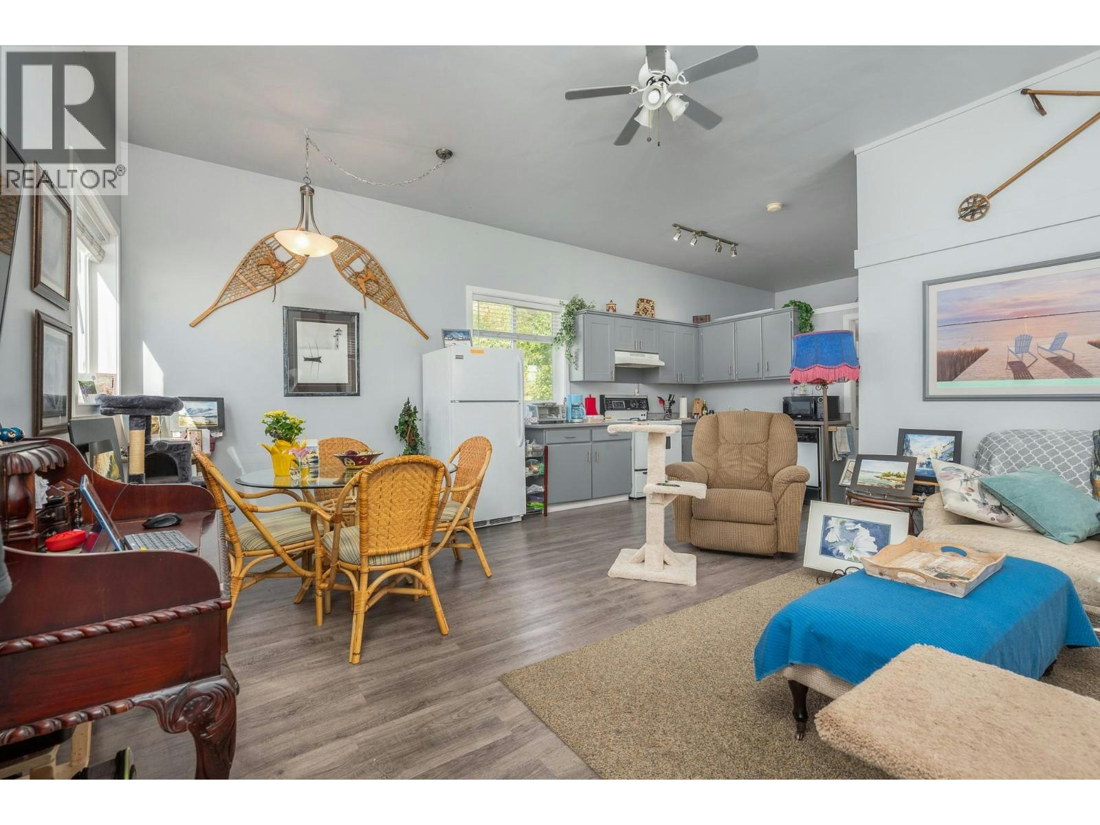7185 Old Kamloops Road, Vernon, BC, V1H 1W6 - 29