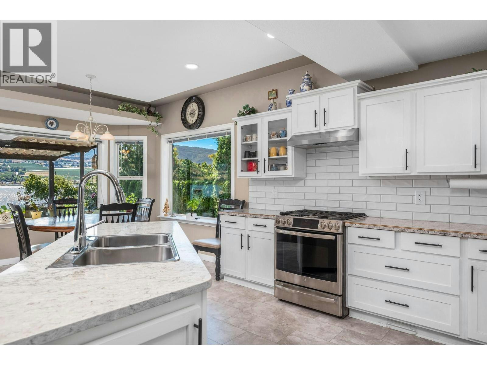 7185 Old Kamloops Road, Vernon, BC, V1H 1W6 - 12